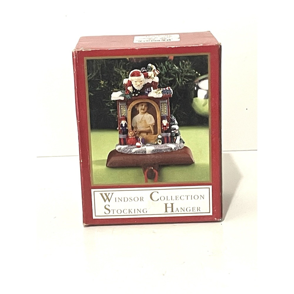 Vintage Cast Iron & Resin Windsor Collections Hand Painted Santa Stocking Hanger